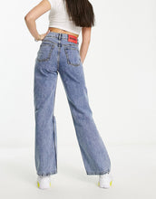Load image into Gallery viewer, HUGO 937 2 jeans light blue
