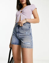 Load image into Gallery viewer, HUGO Ganetta denim shorts light blue