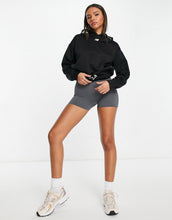 Load image into Gallery viewer, New Balance cropped hoodie black