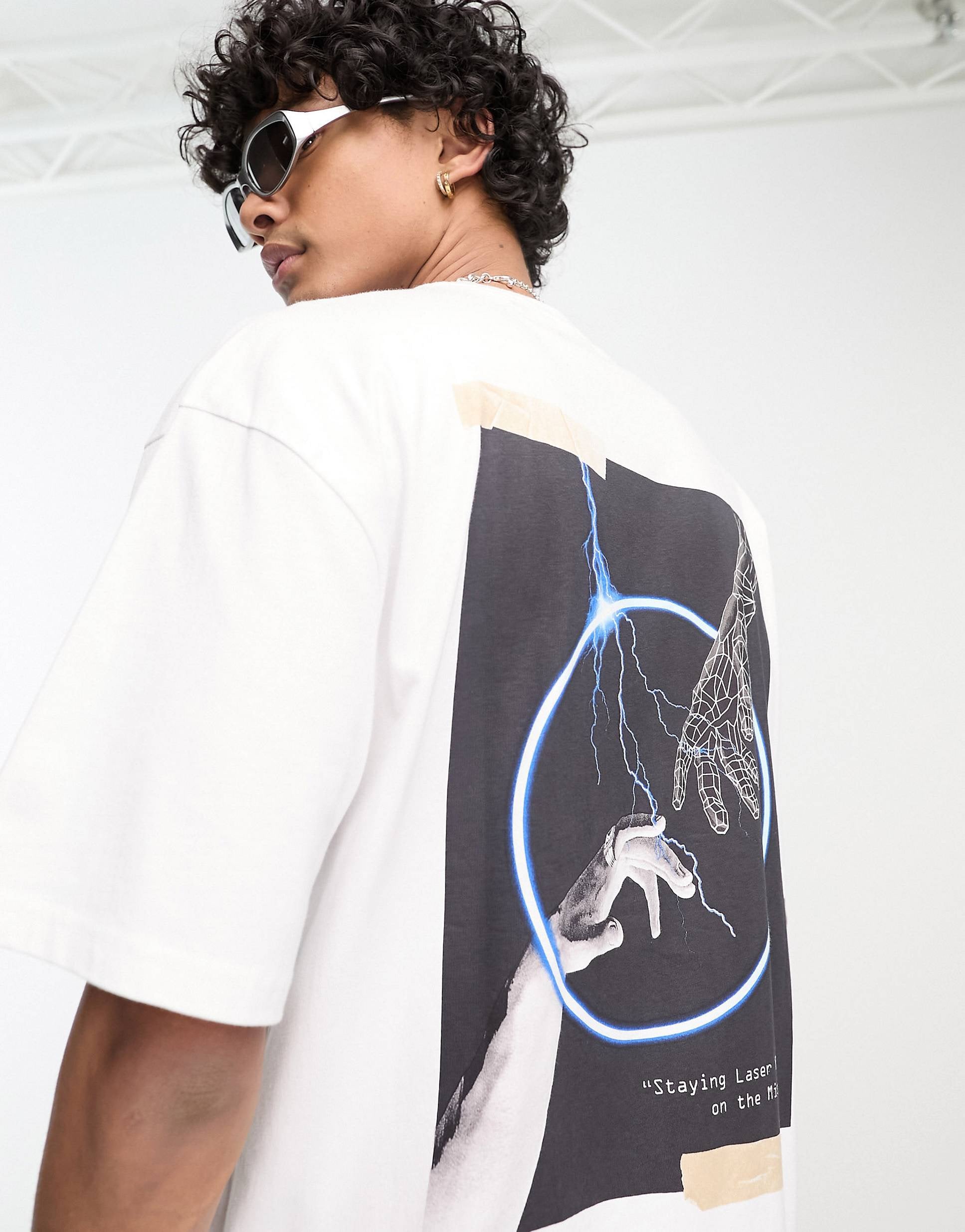 Karl Kani metaverse signature t-shirt