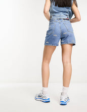 Load image into Gallery viewer, Tommy Jeans critter print mom denim short mid wash