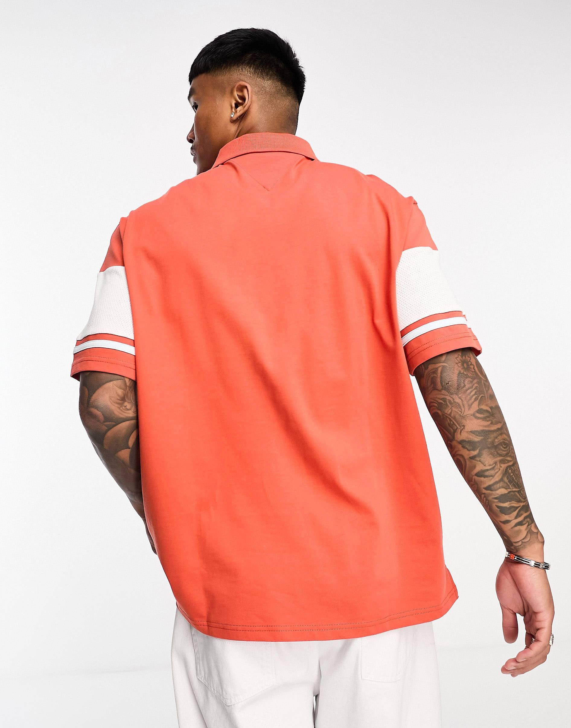 Tommy Jeans skate serif colourblock rugby top red
