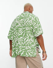Load image into Gallery viewer, DESIGN oversized shirt sage green