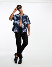 Load image into Gallery viewer, Selected Homme shirt navy floral print