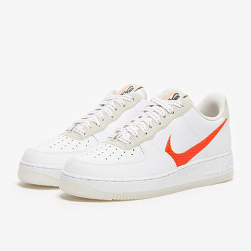 Nike Air Force 1 07 LV8 Orange