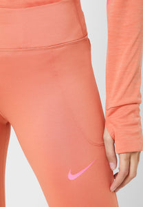 NIKE Midlayer Runway T-Shirt & Leggings