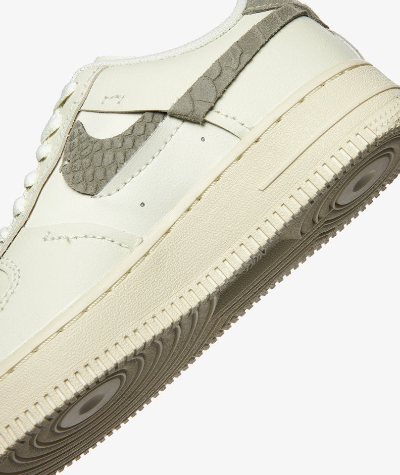 Nike Air Force 1 LXX "Sea Glass"
