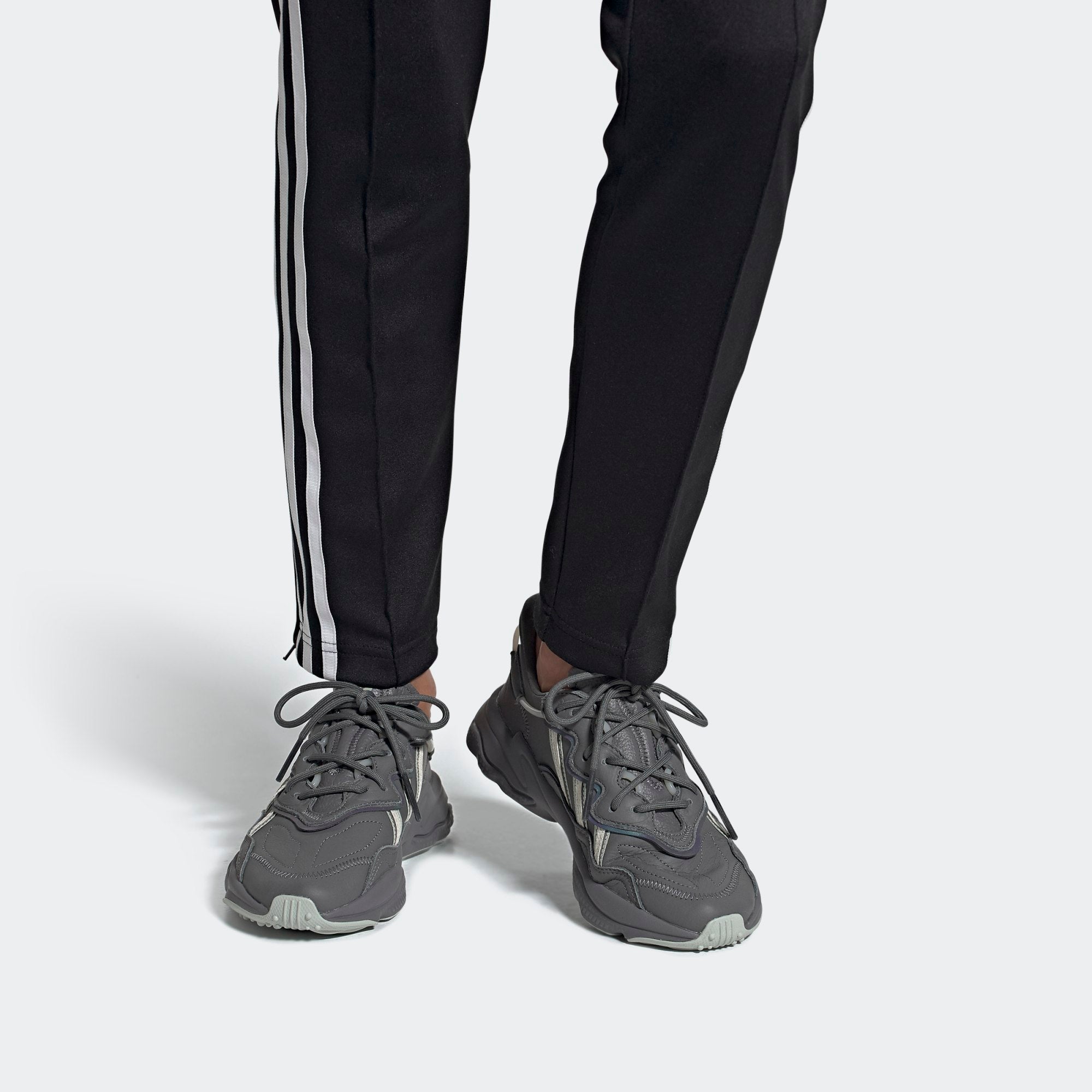 adidas Ozweego Grey Four