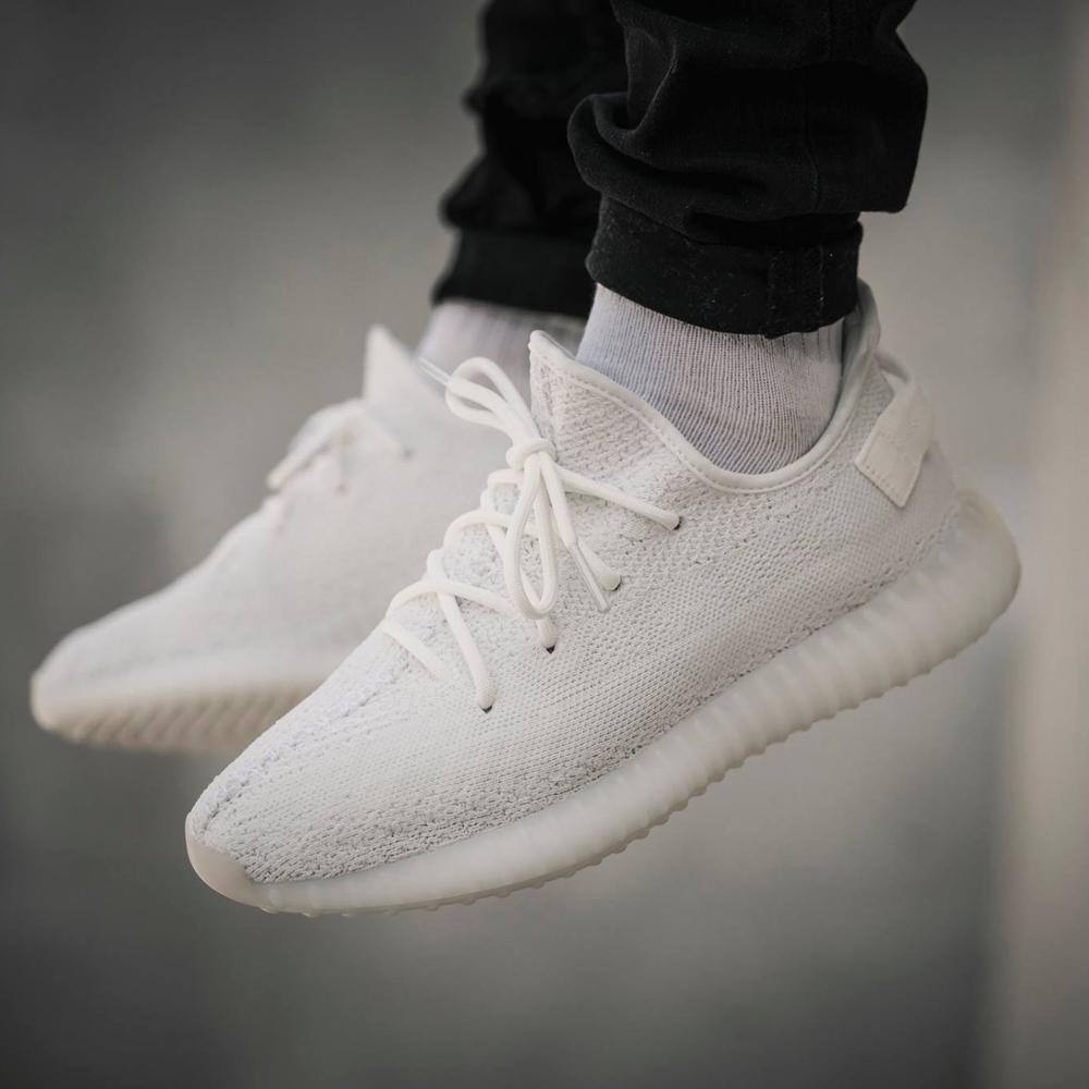 adidas Yeezy Boost 350 V2 Triple White