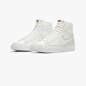 Nike Blazer Mid Summit White