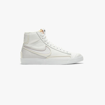 Nike Blazer Mid Summit White