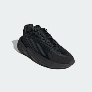 adidas Originals Ozelia Black