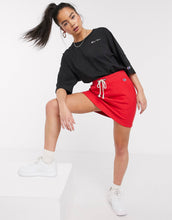 Load image into Gallery viewer, Maic Champion cropped