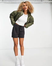Load image into Gallery viewer, Nike classic padded jacket khaki olive