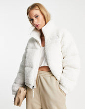 Load image into Gallery viewer, The North Face Nuptse cropped jacket cream