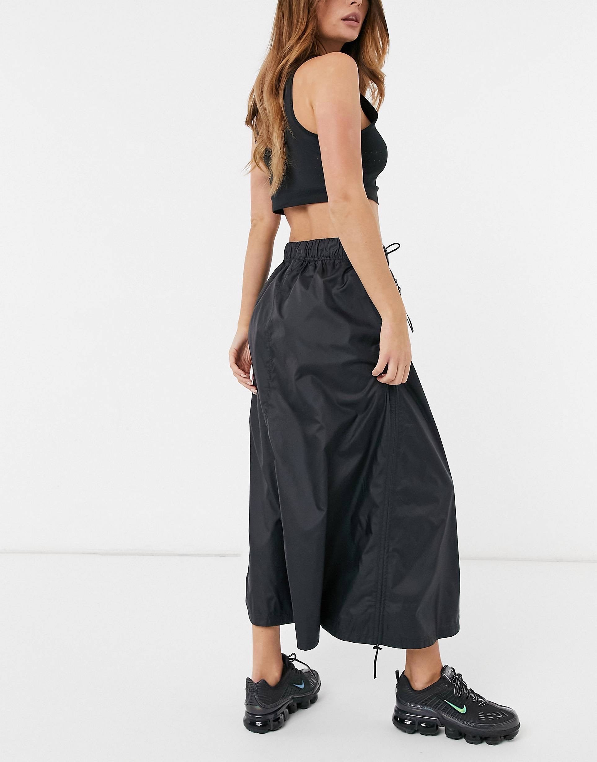 Nike woven maxi skirt black