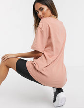 Load image into Gallery viewer, Maic Nike Rose - oversized