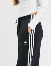 Load image into Gallery viewer, adidas Originals trousers in black