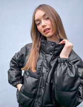 Load image into Gallery viewer, Urban Bliss puffer jacket in black