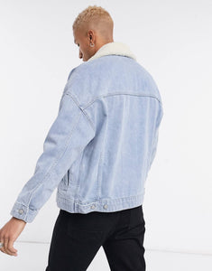 Denim jacket oversized in light wash blue