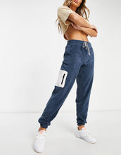 Load image into Gallery viewer, Reebok joggers navy