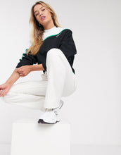 Load image into Gallery viewer, Duks Hummel chrissy