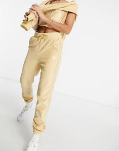 Tracksuit adidas Originals velour in beige