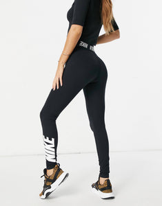 Nike leggings in black