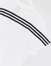 Load image into Gallery viewer, Maicë adidas boxy - White