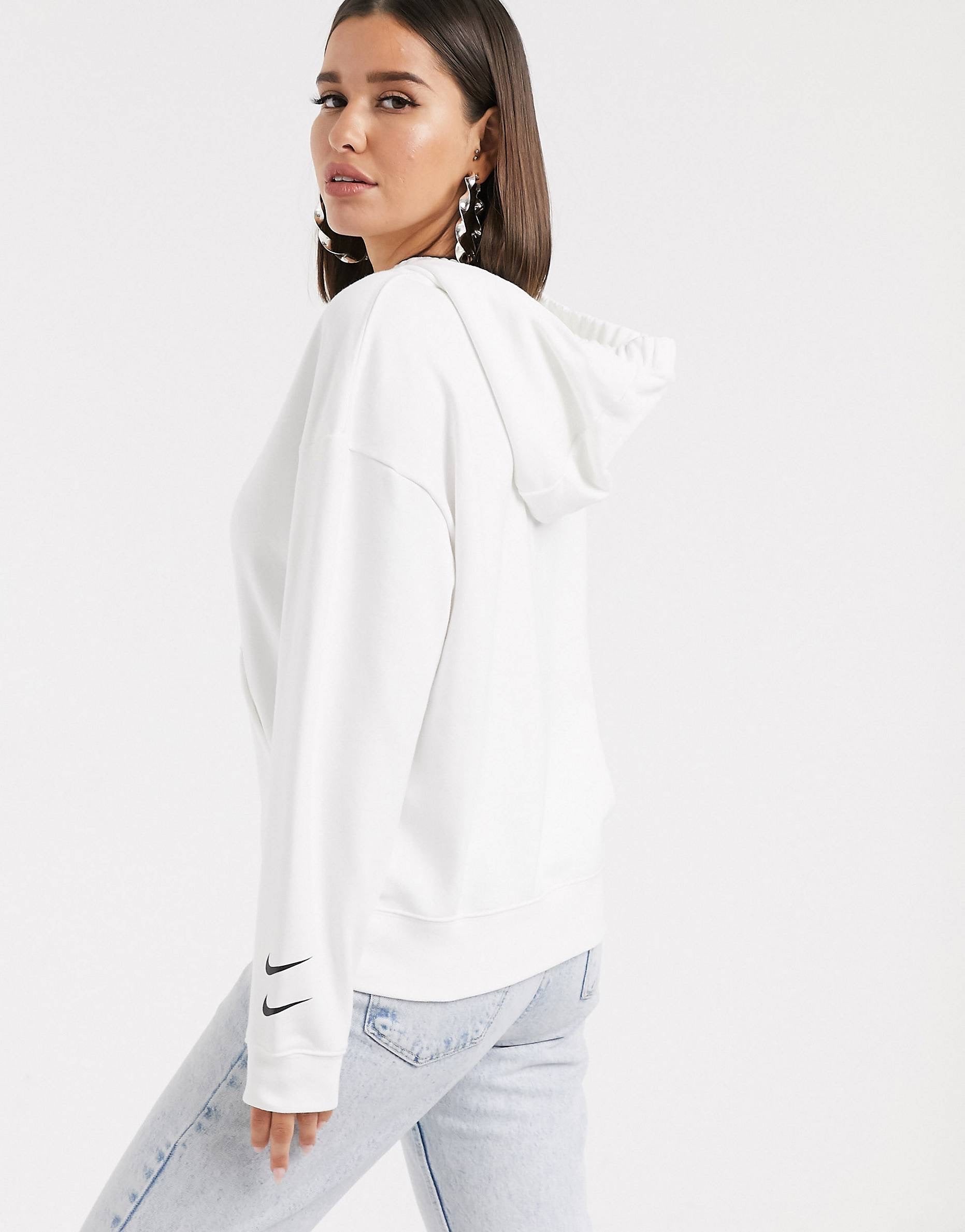 Duks Nike Triple Swoosh oversized - White