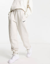 Load image into Gallery viewer, Nike Midi Swoosh joggers orewood brown