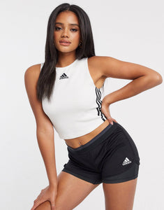 Maicë adidas three stripe cropped