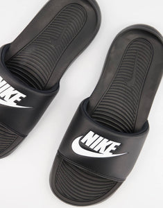 Nike Victori One sliders black