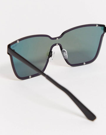 Syze Quay Sporty Style Oversized