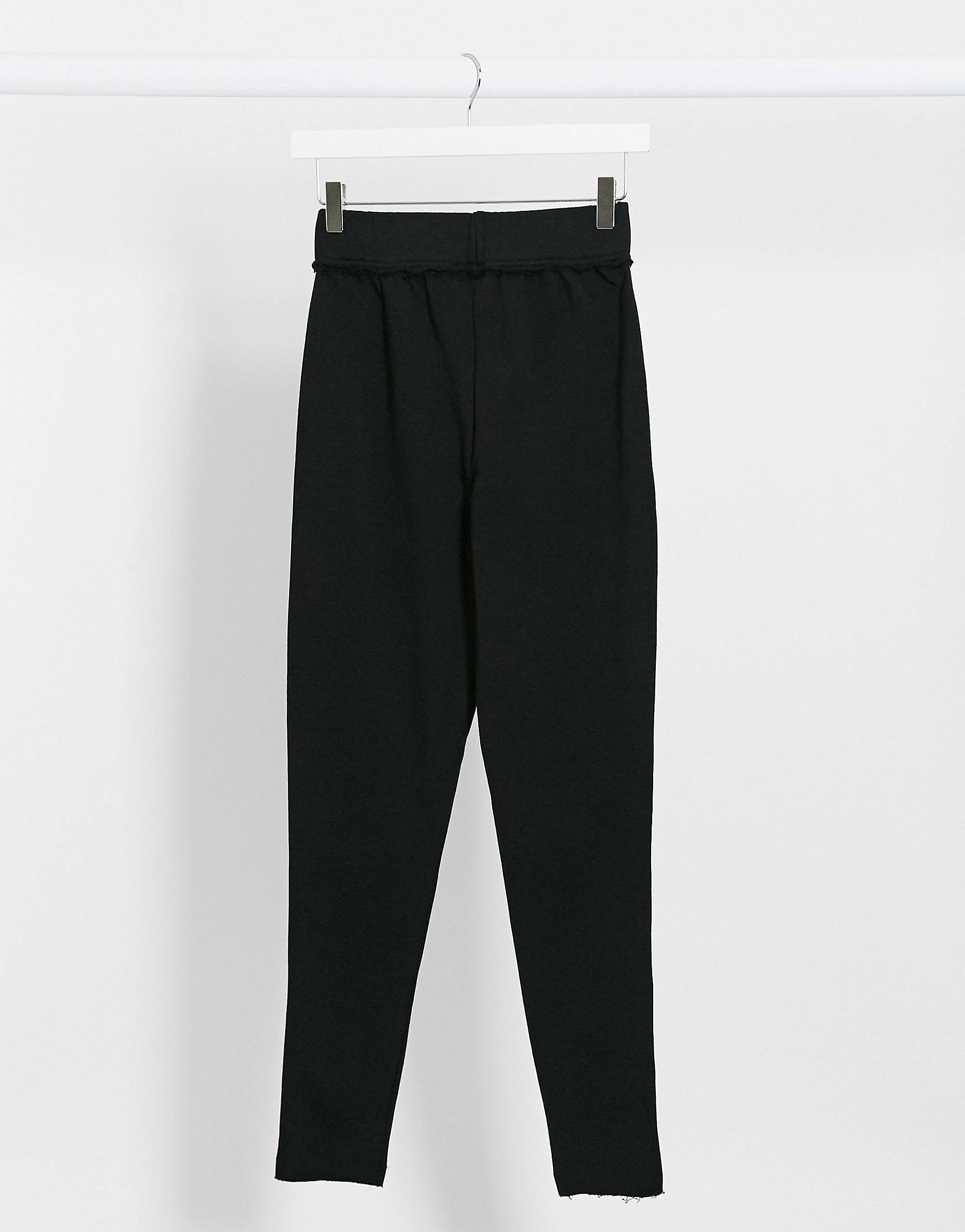 Legging with raw edge