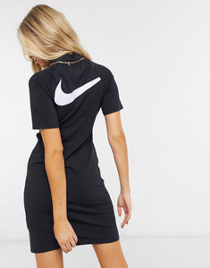 Fustan Nike swoosh Kimono