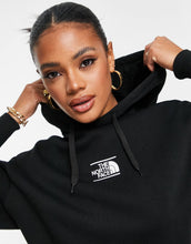 Load image into Gallery viewer, The North Face Dome cropped hoodie black