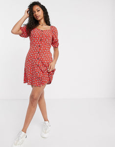 Fustan Red Floral - Bohoo