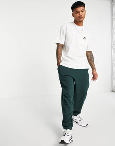 Puma Classics logo pocket white