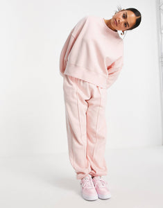 Nike oversized Tracksuit pale coral