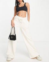 Load image into Gallery viewer, adidas Originals Contempo trousers white