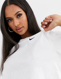 Maicë Nike mini swoosh crop