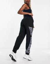 Load image into Gallery viewer, New Balance large logo joggers black