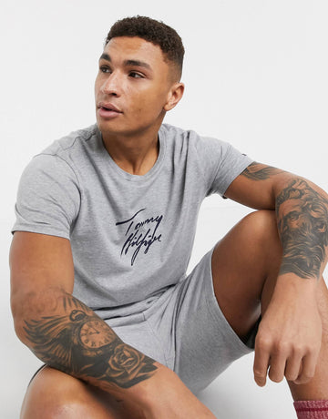 Maic Tommy Hilfiger script 85’