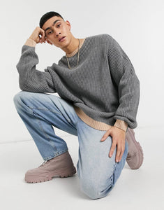 Jumper knitted oversized in grey