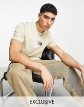 Load image into Gallery viewer, The North Face Dome beige