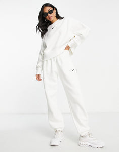 Nike mini swoosh oversized crop sweatshirt white