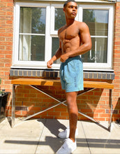 Load image into Gallery viewer, Shorce Nike Just Do It washed blue