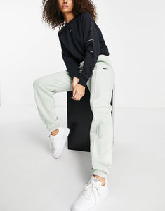 Nike oversized joggers seafoam green