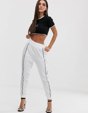 Load image into Gallery viewer, Maic The Couture